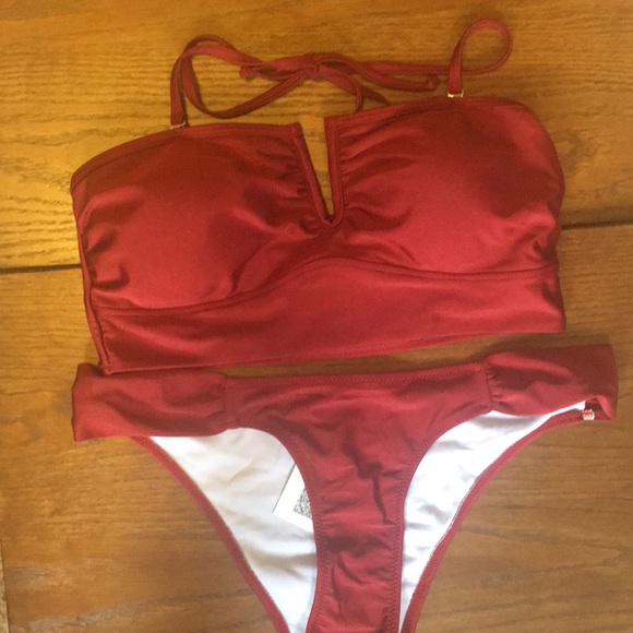 Beautiful Bikini Set - Picture 2 of 6